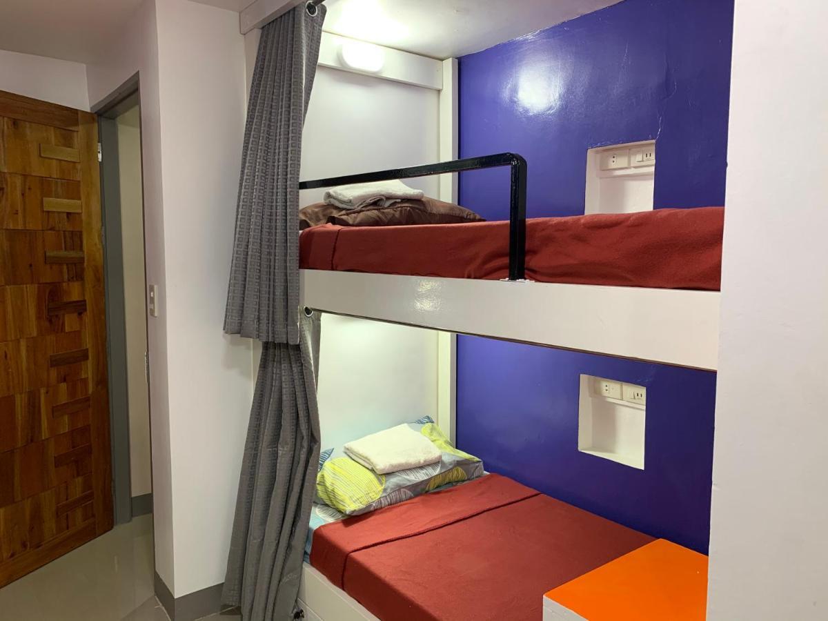 Beinte Singko De Marso Apartments Candon Экстерьер фото